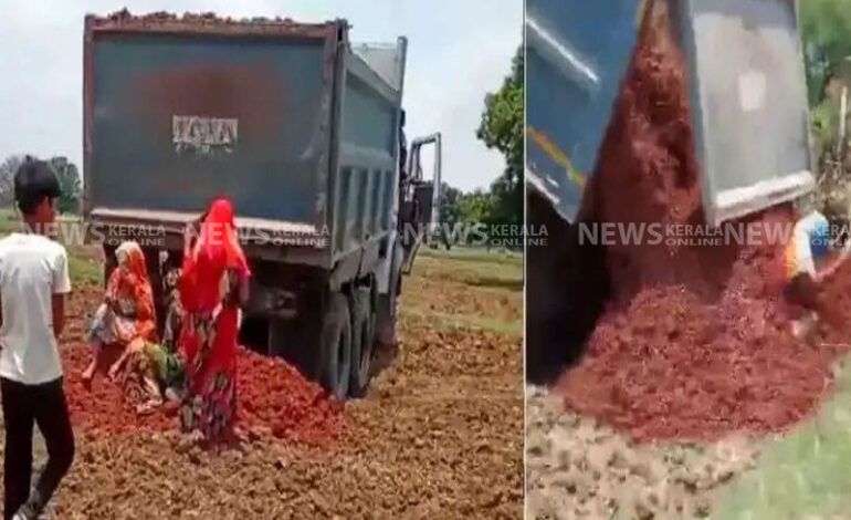 റോഡ് നിര്‍മ്മാണത്തിനെതിരെ പ്രതിഷേധം; മധ്യപ്രദേശില്‍ 2 സ്ത്രീകളെ ജീവനോടെ കഴുത്തറ്റം മണ്ണിട്ട് മൂടി