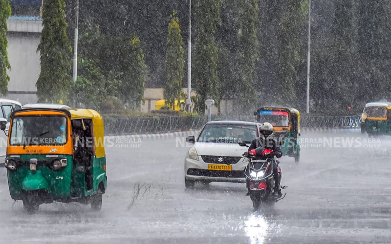 സംസ്ഥാനത്ത് നാളെ എട്ട് ജില്ലകളിൽ മഴക്ക് സാധ്യത ; കേന്ദ്ര കാലാവസ്ഥാ വകുപ്പ്